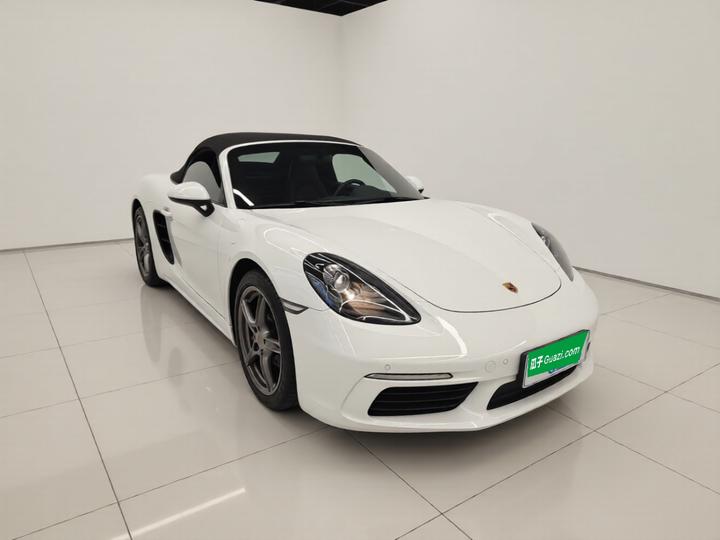 718 2020 Boxster 2.0T photo 3