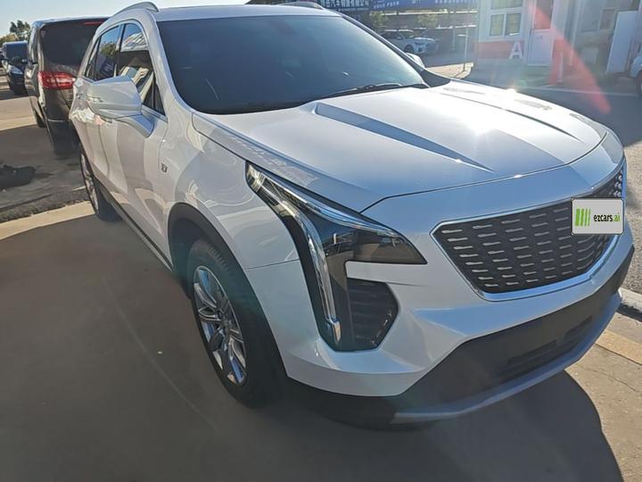 XT4 2018 28T RWD Luxury photo 3