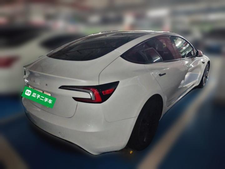 Model 3 2023 RWD photo 6