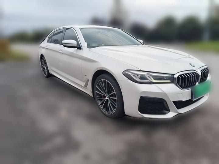 5 Series 2021 530Li Leading M Sport Package photo 3