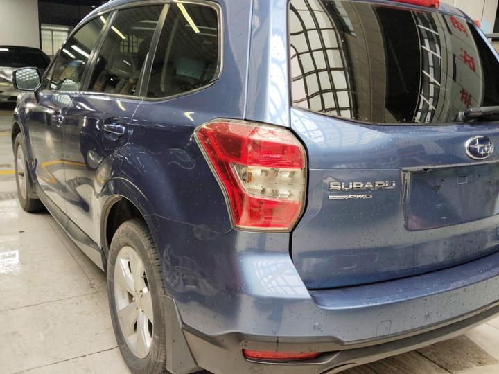 Forester 2014 2.5i AT Elite photo 4