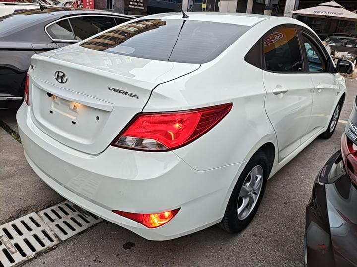 Verna 2014 1.4L AT Smart GLS photo 6