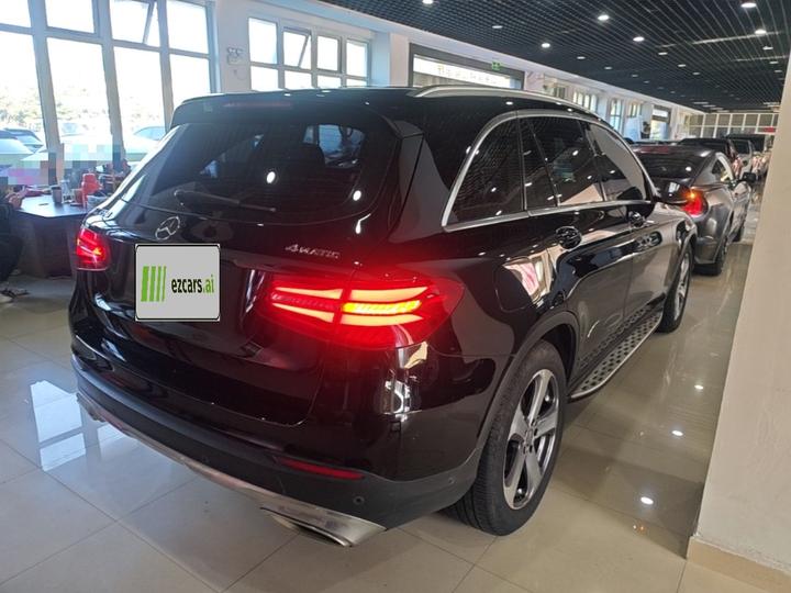 GLC 2016 GLC 260 4MATIC Luxury photo 4