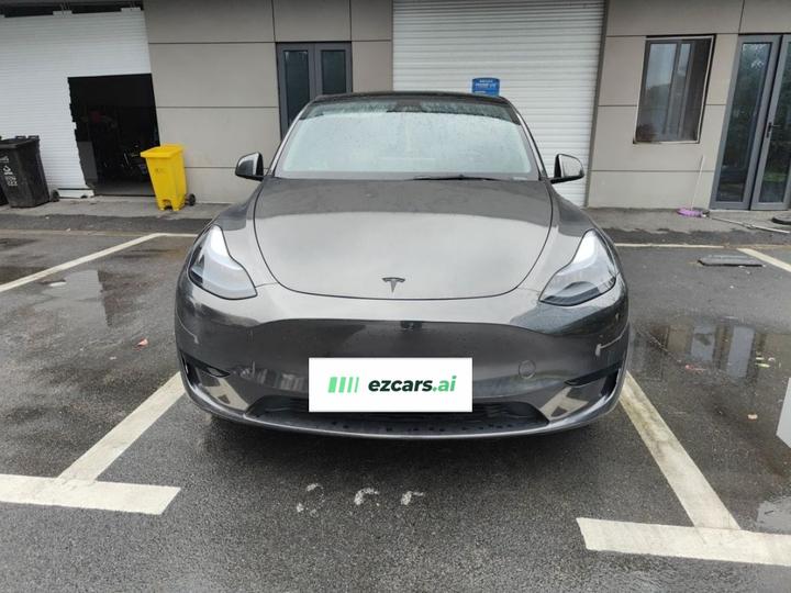Model Y 2024 RWD photo 2
