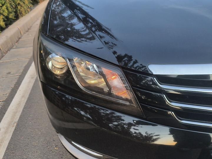Emgrand 2016 Sedan 1.5L MT photo 7
