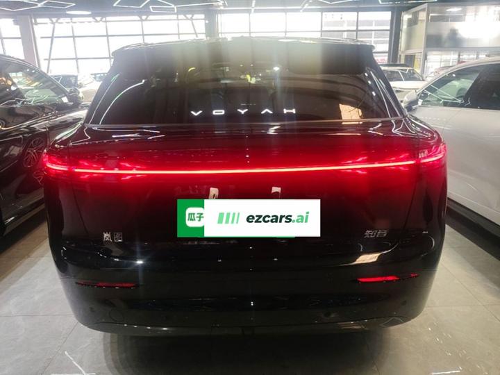 Voyah 2025 AWD Qiankun photo 5