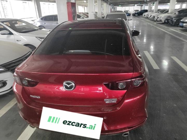 3 Axela 2021 2.0L AT photo 4