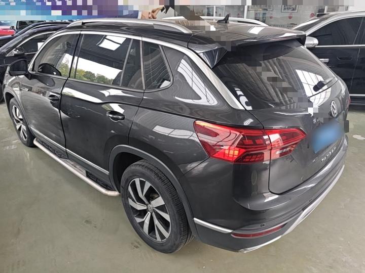 Tayron 2020 330TSI RWD Luxury Connected photo 4