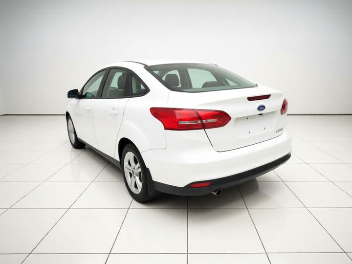 Focus 2017 Sedan 1.6L AT Comfort photo 4