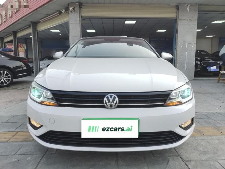 Lamando 2018 230TSI DSG photo 2