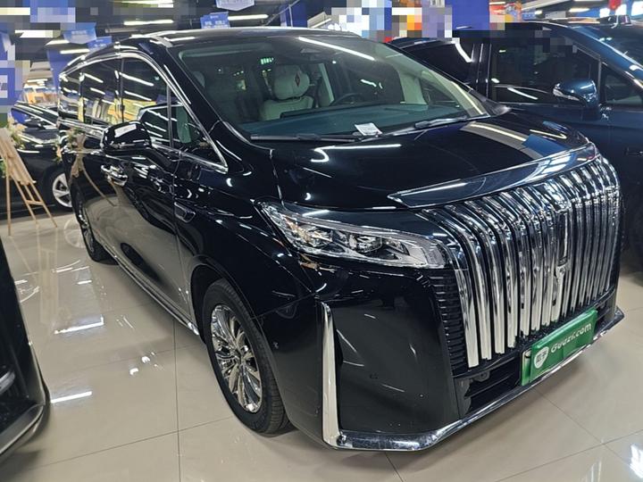 2023 AWD Executive Extended photo 3