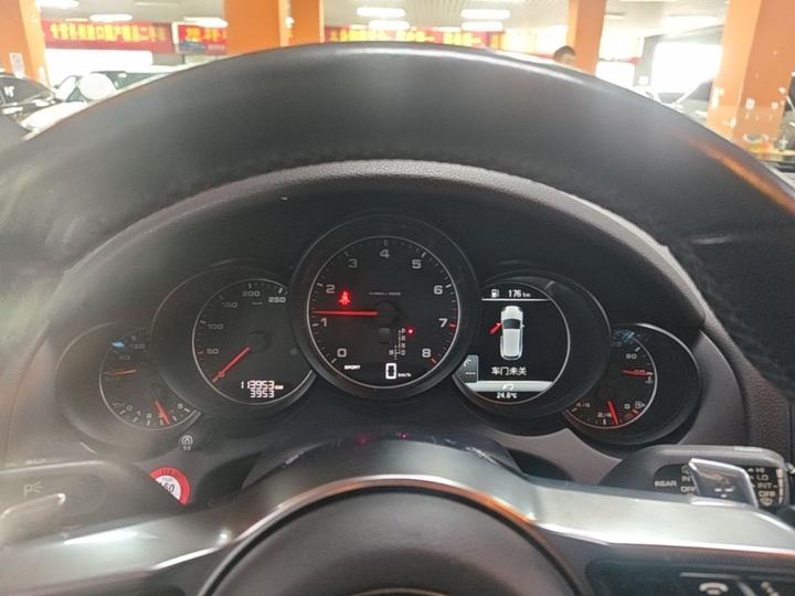 2016 Cayenne 3.0T photo 7