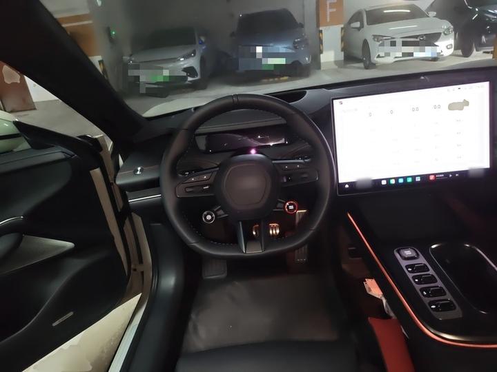 Xiaomi SU7 2024 AWD Extended Range High-end ADAS Max photo 3