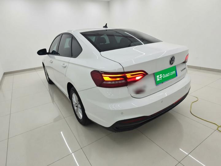 Lavida 2023 Facelift 1.5L AT photo 4