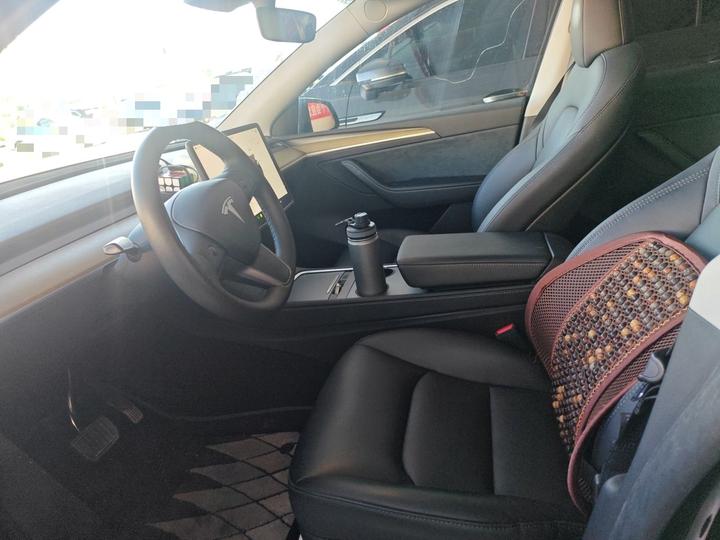 Model Y 2022 Facelift Long Range AWD photo 7