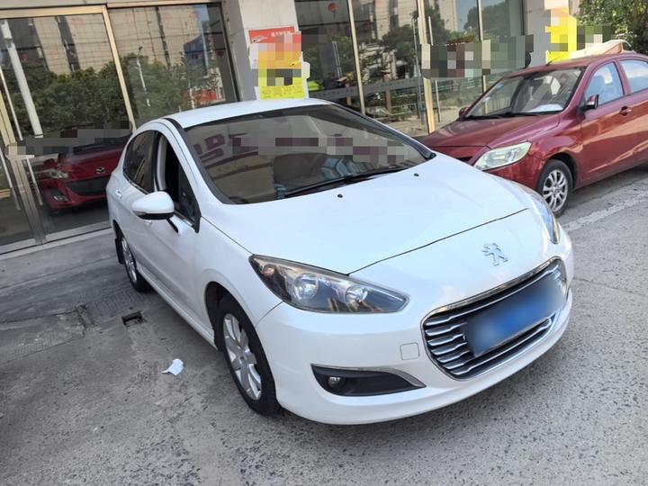308 2013 1.6L AT photo 3