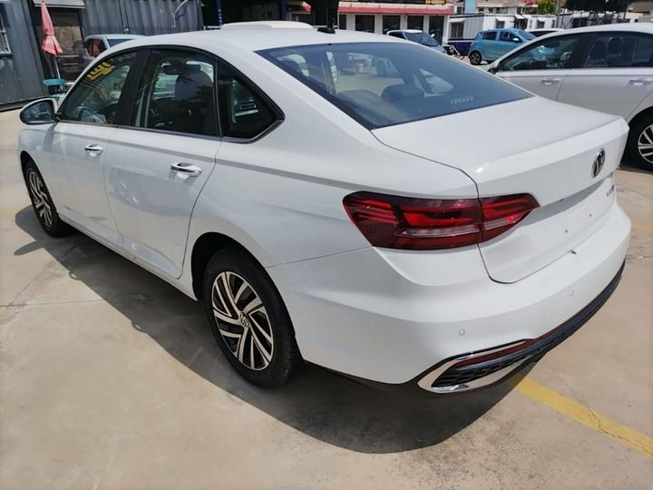 Lavida 2026 1.5L AT photo 4