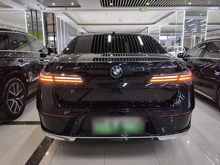 i7 2023 xDrive60L Luxury photo 3