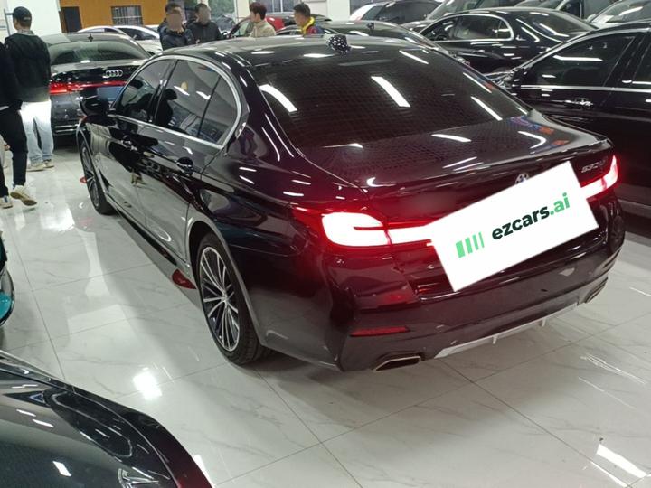5 Series 2022 Facelift 530Li Leading M Sport Package photo 4