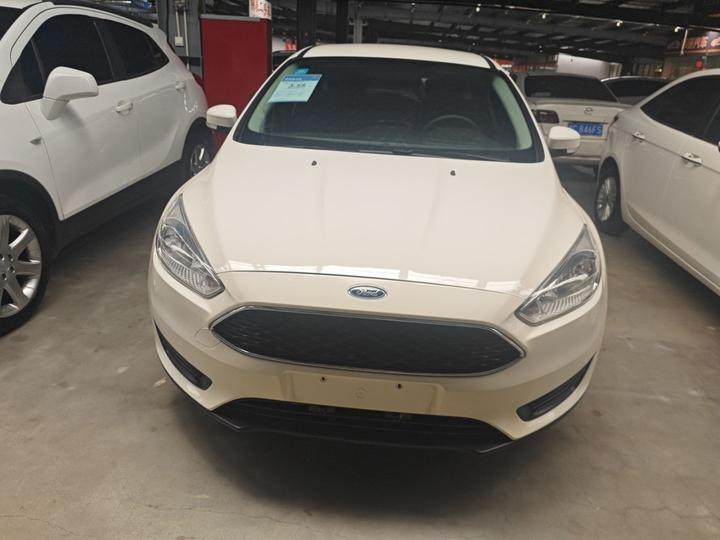 Focus 2018 Hatchback Classic 1.6L AT Comfort photo 2