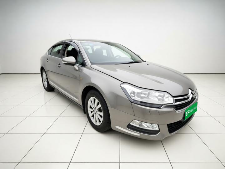 C5 2014 2.0L AT Exclusive photo 3