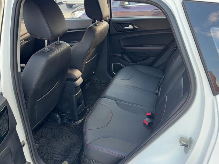 Zhonghua V3 2015 1.5L MT Smart photo 8