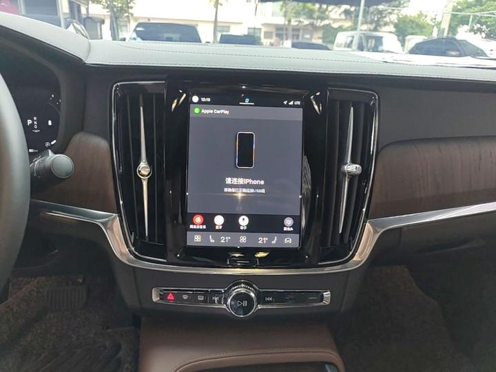 S90 2024 B5 Luxury photo 4