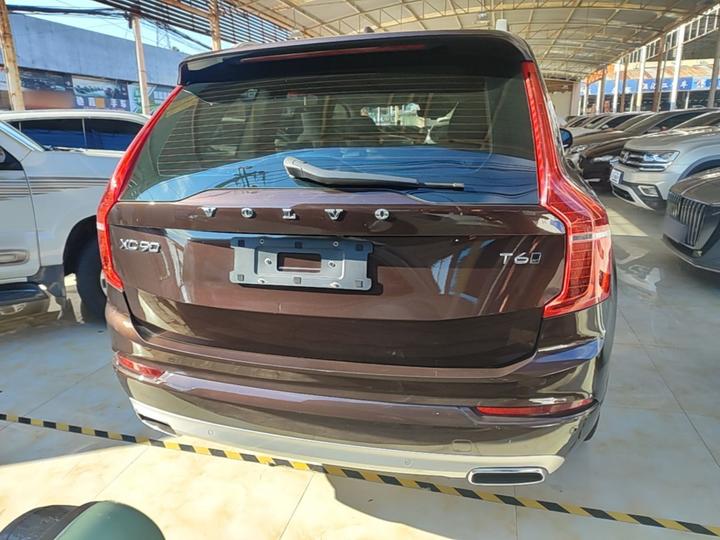 XC90 2018 T6 5-Seater photo 3