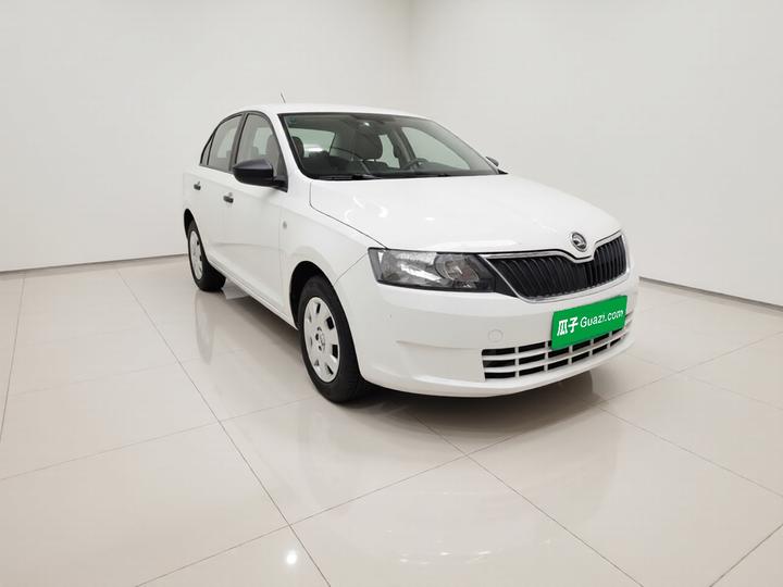 Rapid 2016 1.4L MT photo 3