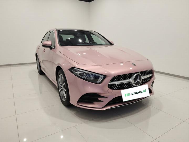 A-Class 2019 Facelift A 200 L Sport photo 3