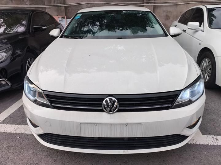 Lamando 2017 230TSI DSG photo 2