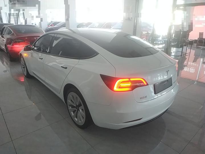 Model 3 2022 RWD photo 4