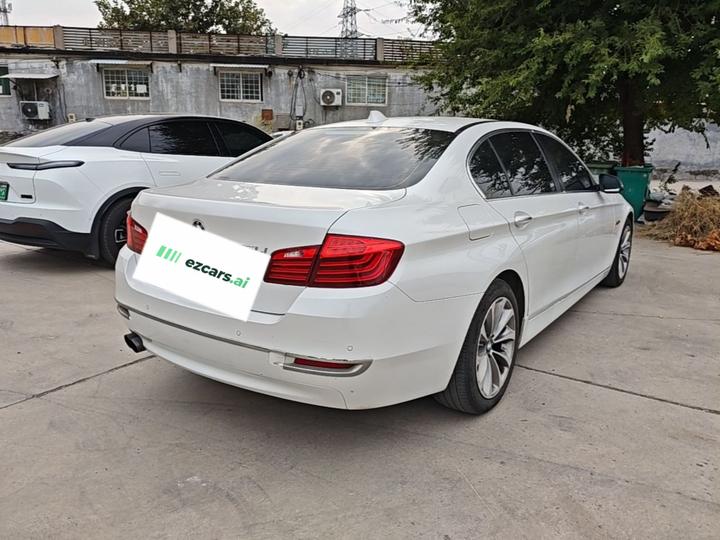 5 Series 2017 525Li Leading photo 6