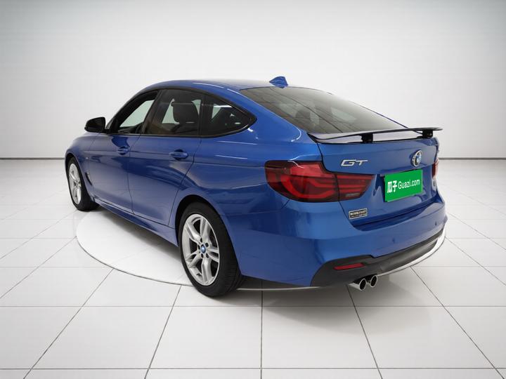 3 SeriesGT 2019 320i M Sport Package photo 4