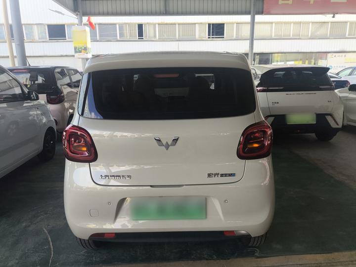 Hongguang MINIEV 2025 4th Gen 4-Door photo 3