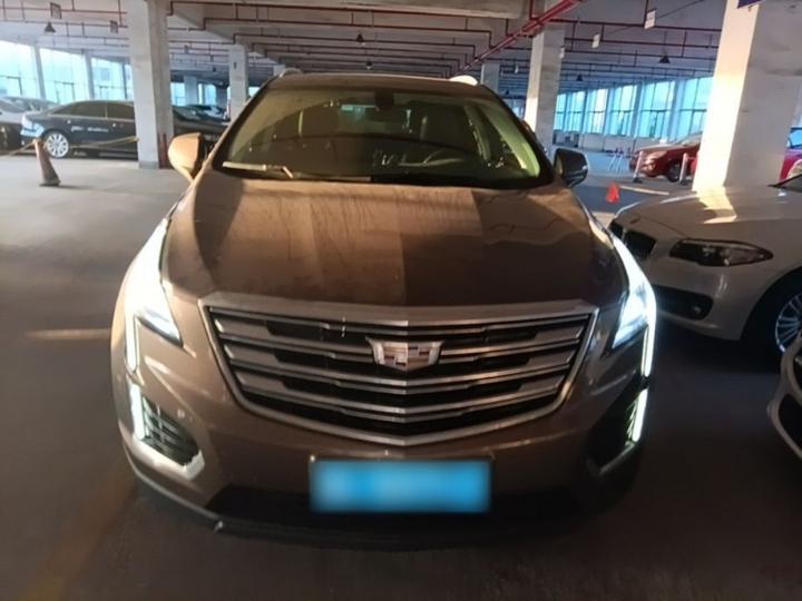 XT5 2016 28T AWD Luxury photo 2