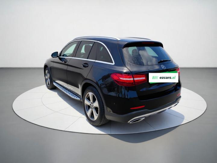 GLC 2017 GLC 260 4MATIC Luxury photo 4