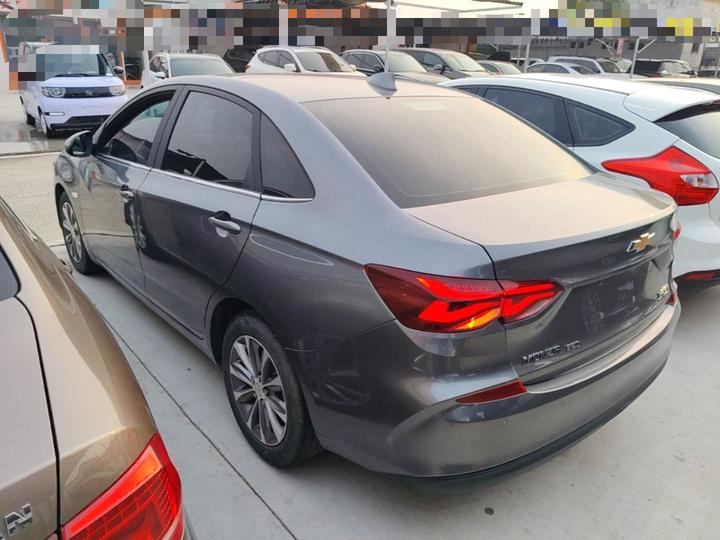 Cruze 2020 320 AT photo 4