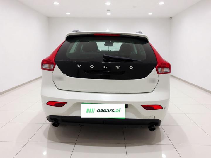 V40 2016 T3 photo 5