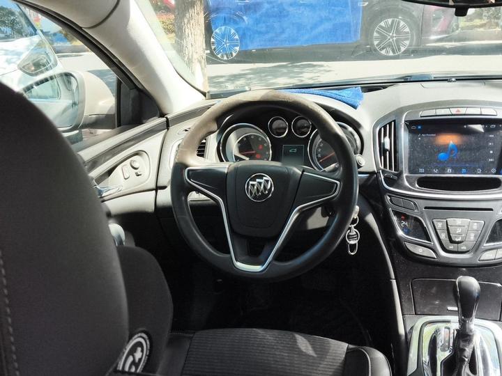 Regal 2015 1.6T Leading Tech photo 7