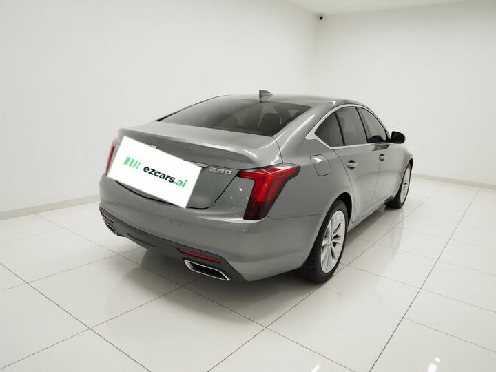 CT5 2022 28T Luxury Standard photo 5
