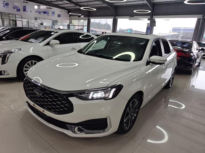 Escort 2021 1.5L AT