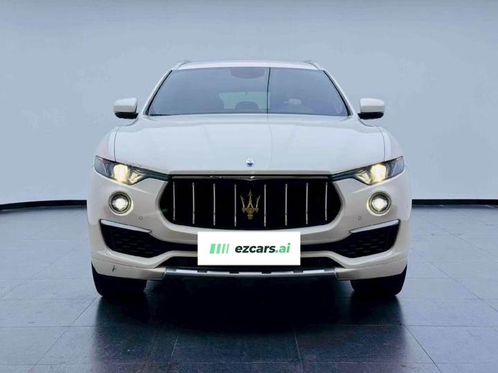Levante 2018 3.0T Standard photo 3
