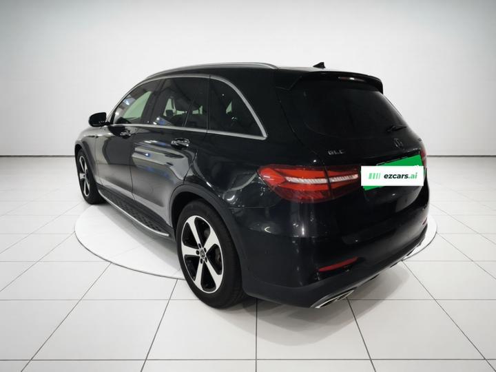 GLC 2018 GLC 260 4MATIC Luxury photo 4
