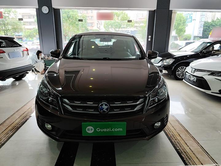 T70 2016 1.6L MT photo 2