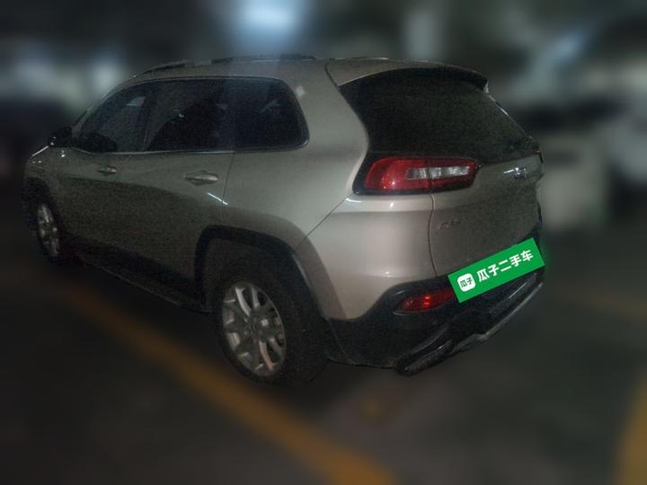 Cherokee 2016 2.0L photo 4