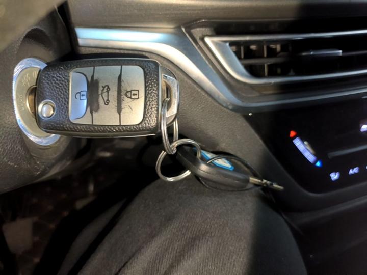CS35PLUS 2021 1.6L MT Elite photo 8