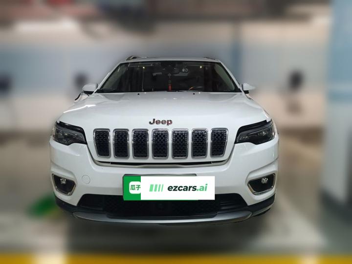 Cherokee 2019 2.0T AWD + AT China V photo 2
