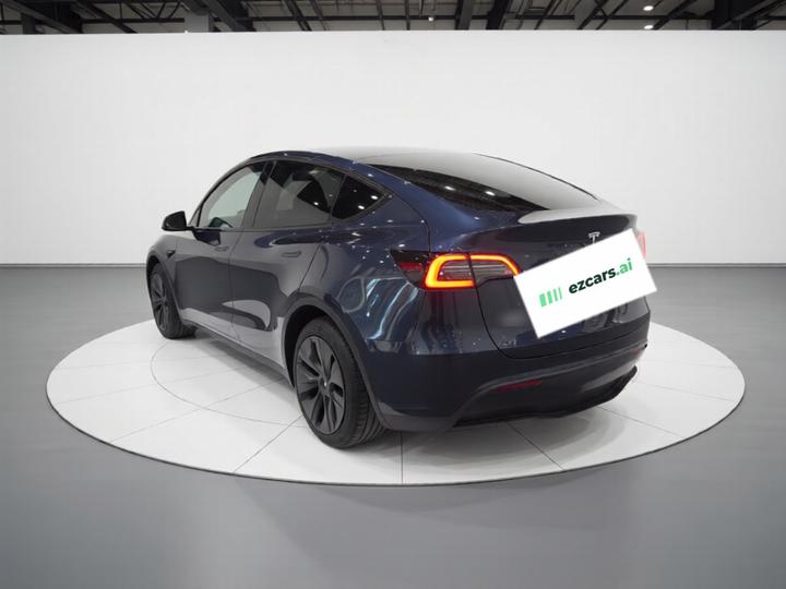 Model Y 2024 RWD photo 4