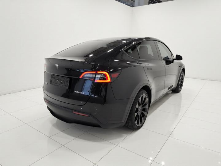 Model Y 2022 Facelift RWD photo 6